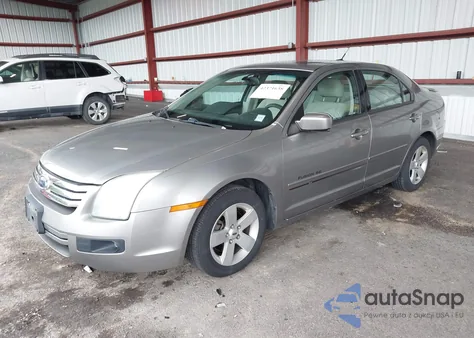 2008 Ford Fusion Se z USA, uszkodzony, nr VIN 3FAHP011X8R272627